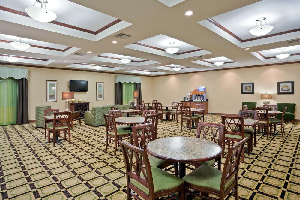 Holiday Inn Express Hotel & Suites Dumas By Ihg Экстерьер фото