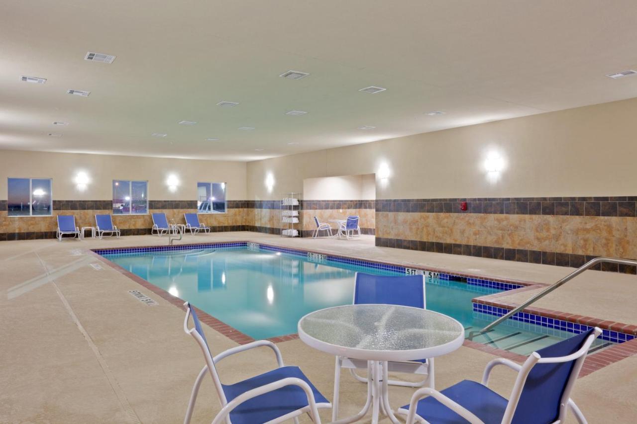 Holiday Inn Express Hotel & Suites Dumas By Ihg Экстерьер фото